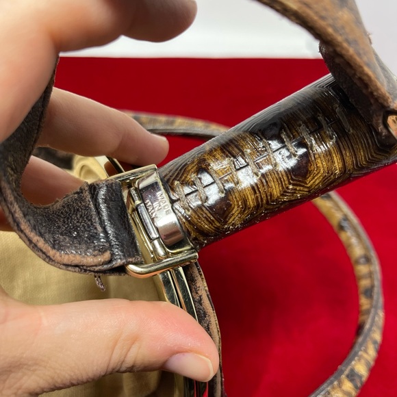 authentic FENDI Brown Leather Gold-plated Spy Shoulder Bag - Picture 7 of 15